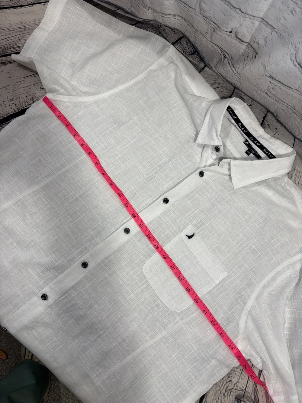 Men's White Short-Sleeve Cotton Casual Button-Down Shirt by Blanc du Nil - Picture 3 of 8